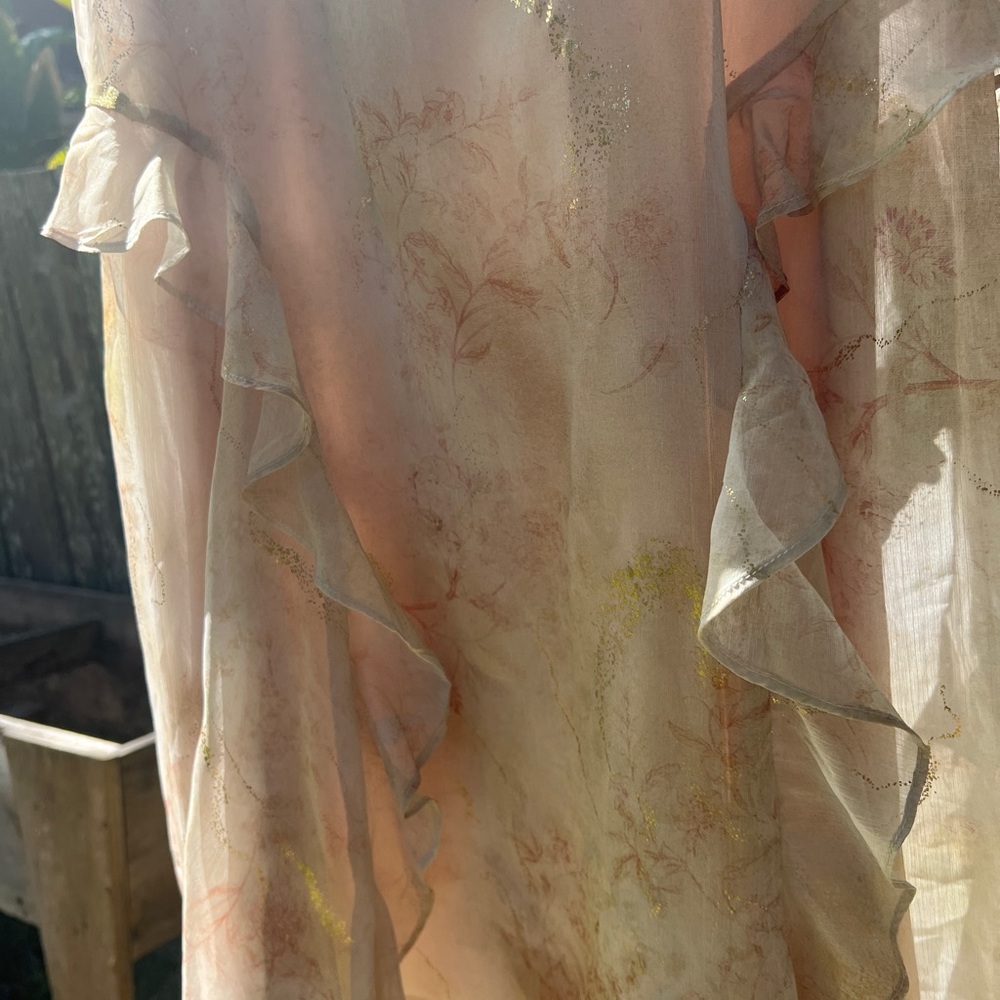 Elegant Cream Ruffled Dress - Picture 5 of 12